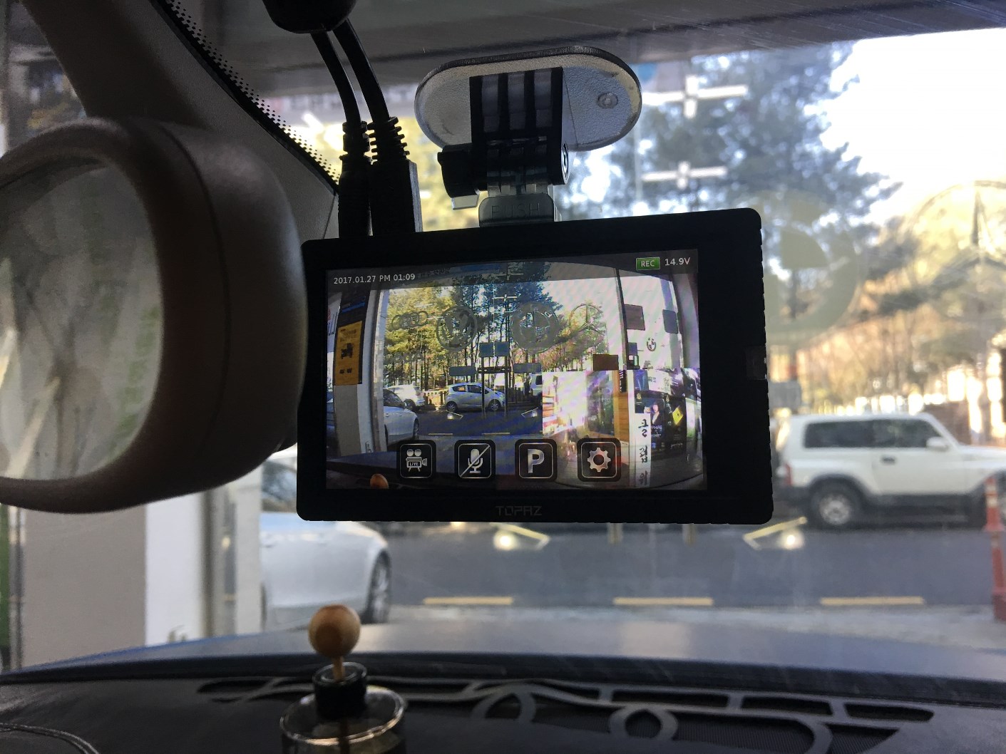 아우디 A3 아이머큐리 토파즈V2 2채널 블랙박스 장착 [일여섯,수원]