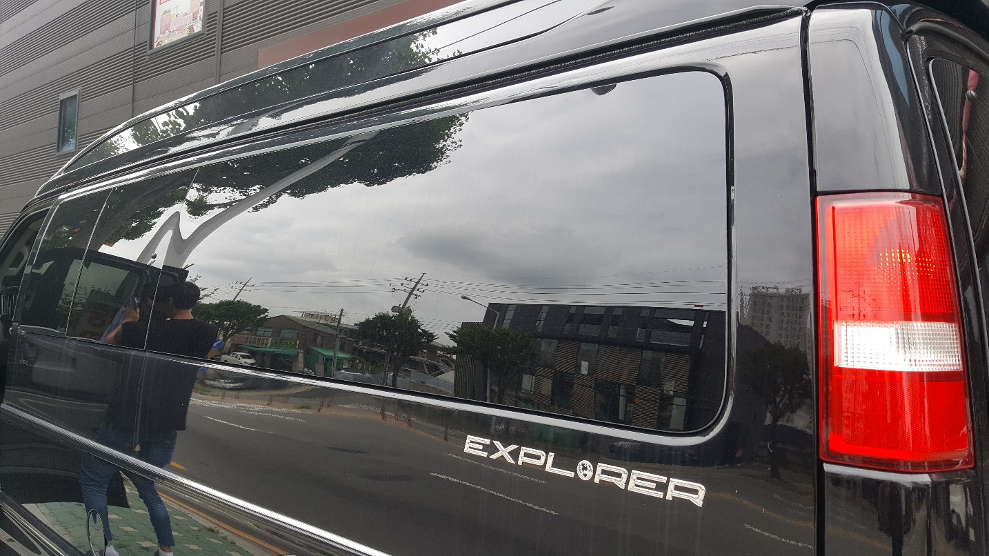 [스노아틴팅]탤런트/배우 주*욱님 익스프레스밴 토파즈시공!!