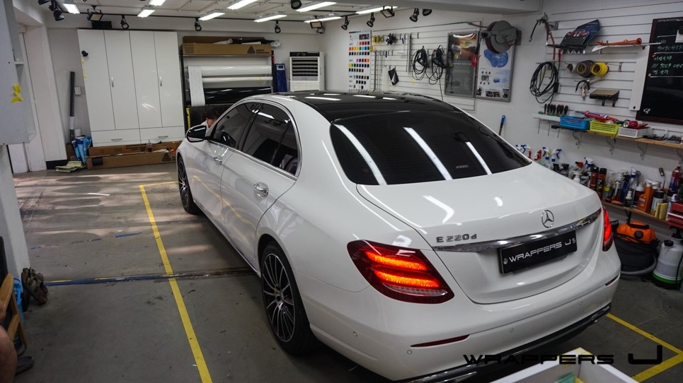 벤츠루프스킨 : 벤츠 E클래스 E220d 루프스킨 시공후기